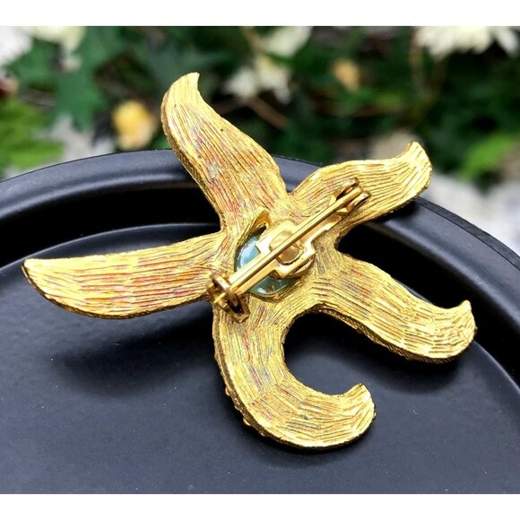 Vintage Gold-Toned Starfish Brooch With Turquoise Stone Center Vintage Design - Picture 2 of 4
